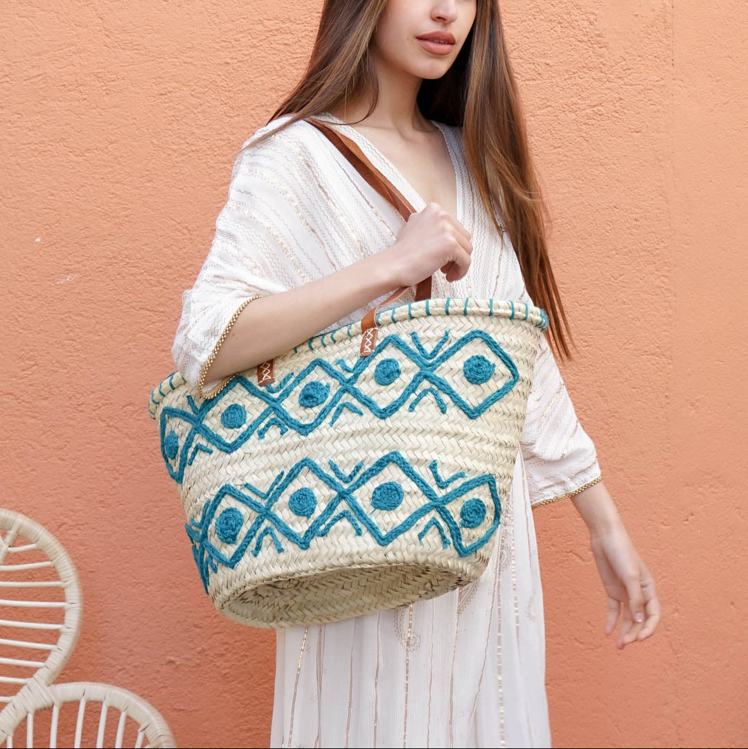 Handmade French Straw Basket Bag – Natural Palm Leaf & Leather Strap